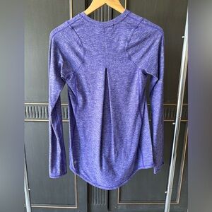 Lululemon long sleeve top